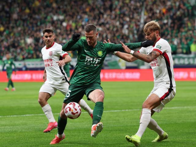 星空体育下载-斯帕伊奇为亚冠或留守第六外援 暂未谈判解约国安