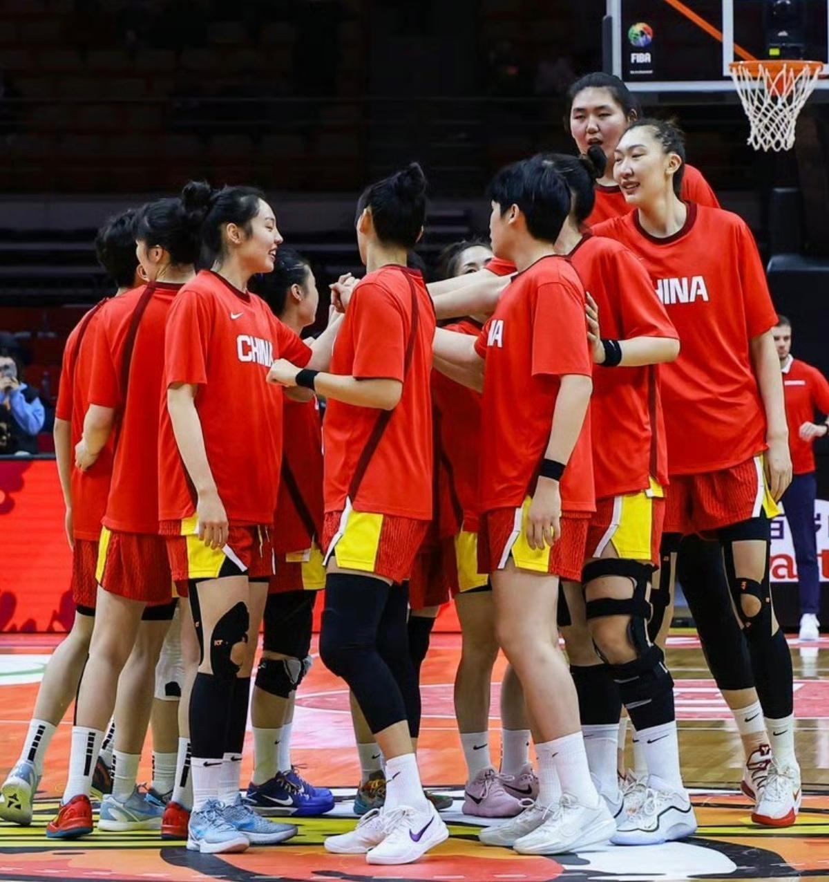星空体育-一场10分险胜，中国女篮今夜击败捷克队！王思雨14分，韩旭12分