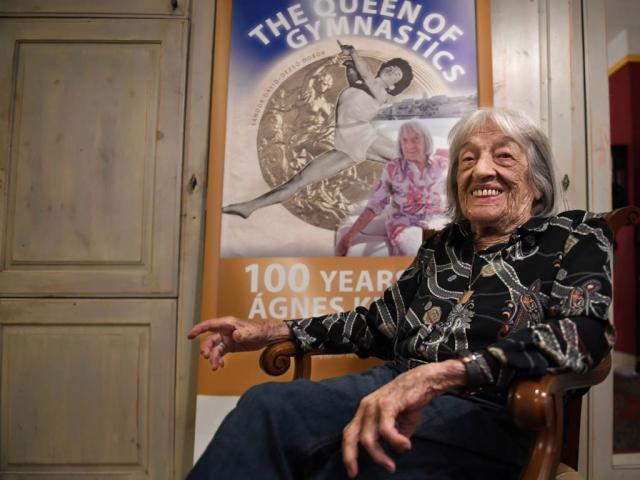 星空体育APP-逃过大屠杀 拿5块奥运金牌 最长寿奥运冠军百岁啦